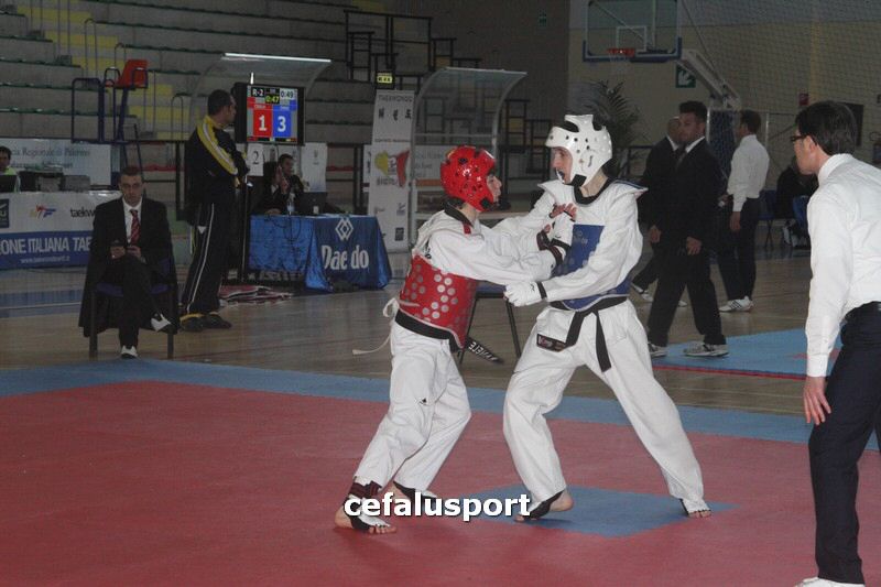120212 Teakwondo 015_tn.jpg